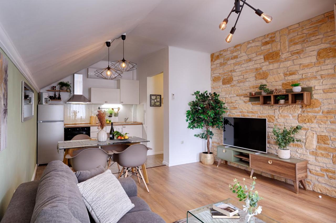 Apartments Dubra Komiža Kültér fotó