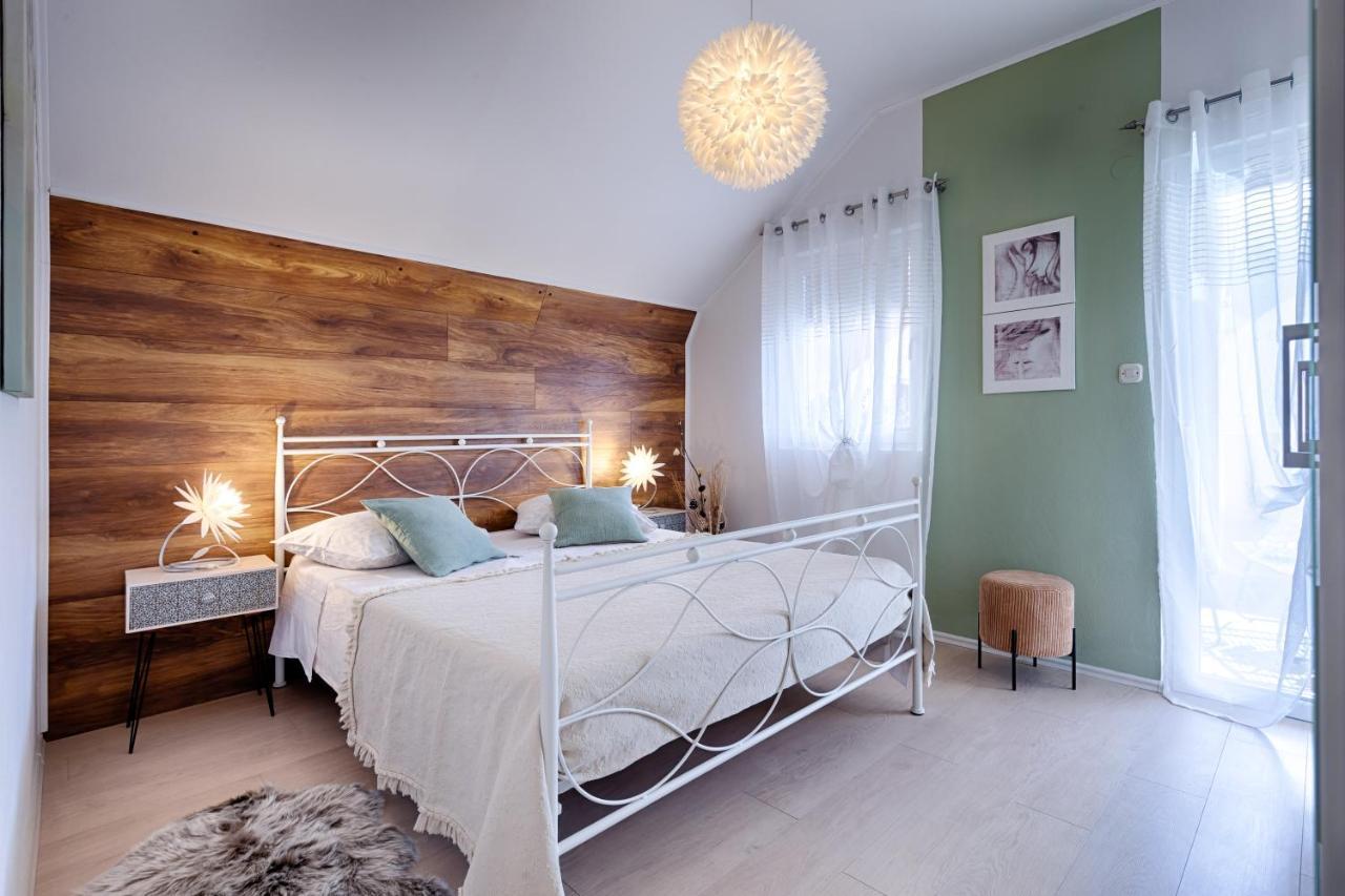 Apartments Dubra Komiža Kültér fotó