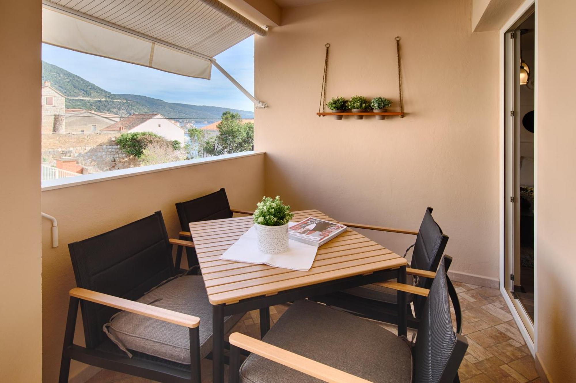 Apartments Dubra Komiža Kültér fotó